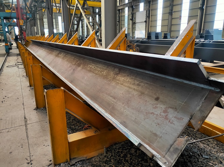 山西鋼結(jié)構(gòu)生產(chǎn)廠家，鋼結(jié)構(gòu)施工安裝企業(yè)